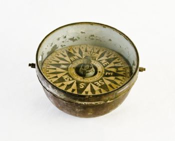 Compass made by Alfred Sawtell 
